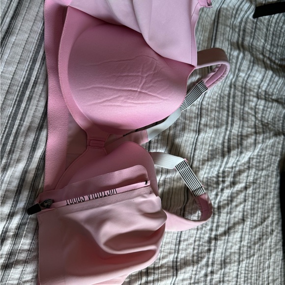 Victoria Secret Sport Bra 36D - Picture 11 of 11